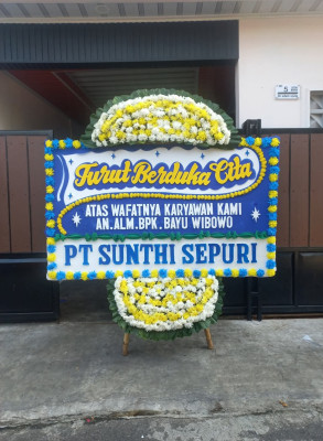Papan Bunga Duka di Pondok Petir