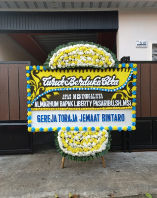 Papan Bunga Duka di Pondok Petir